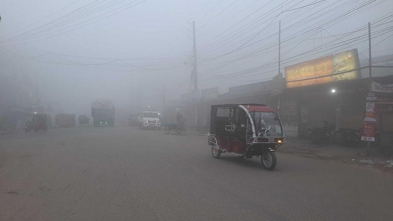 তেঁতুলিয়ায় তাপমাত্রা আরও কমল