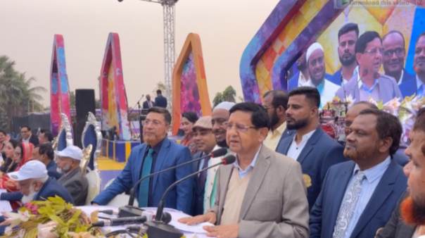 রূপগঞ্জে স্কুলে পুর্নিমিলন ও পুরস্কার বিতরণ অনুষ্ঠান অনুষ্ঠিত হয়েছে।