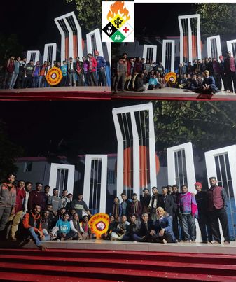 বাঁশখালীতে চতুষ্কোণ সংগঠন এর পক্ষ হতে পুষ্পস্তবক অর্পণ।