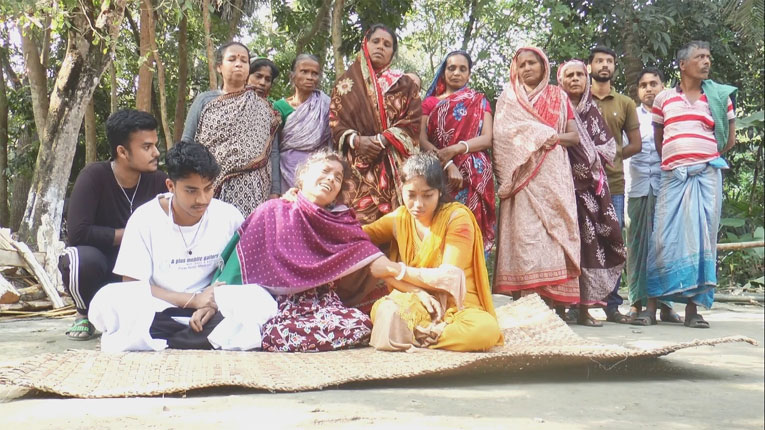 পাঁচ হাজার টাকা ঋণ দিয়ে ৫ লাখ টাকা দাবি, কৃষকের আত্মহত্যা