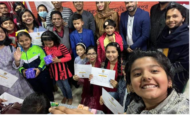 মাধবপুর শিল্পকলা একাডেমি’র পরীক্ষায় উর্ত্তীণদের মাঝে সার্টিফিকেট ও পুরস্কার বিতরন অনুষ্ঠিত