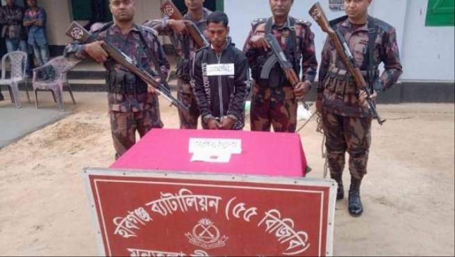 মাধবপুরে ৪৮ পিস ইয়াবা সহ এক যুবক আটক