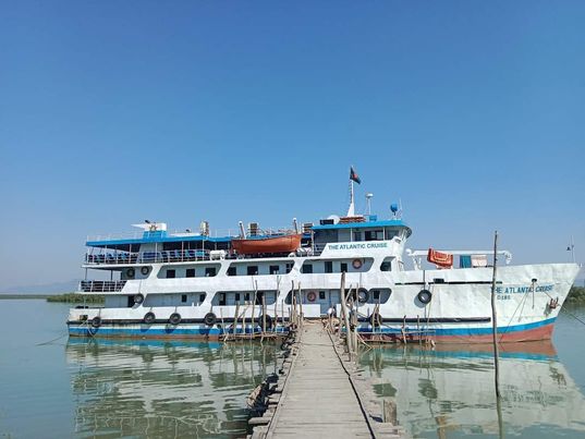দীর্ঘ ৩মাস পর চলাচল শুরু হচ্ছে টেকনাফ-সেন্টমার্টিন পর্যটক জাহাজ চলাচল