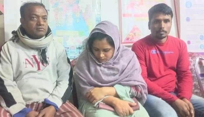 কুমিল্লায় চার সন্তানের জননীকে স্ত্রী দাবি করে দুই স্বামীর মারামারি হয়েছে,,