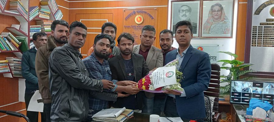মাধবপুর উপজেলা নির্বাহী কর্মকর্তাকে ব্লাড সোসাইটি ইন বাংলাদেশ এর পক্ষ থেকে ফুলেল শুভেচ্ছা মাধবপুর উপজেলা নির্বাহী কর্মকর্তাকে ব্লাড সোসাইটি ইন বাংলাদেশ এর পক্ষ থেকে ফুলেল শুভেচ্ছা 