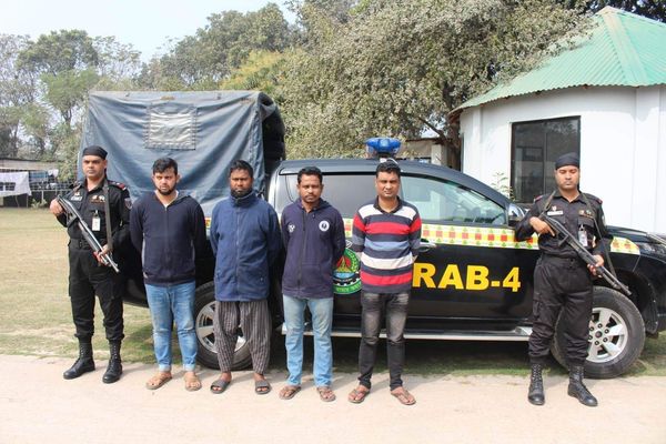 চাকুরি দেওয়ার কথা বলে ডেকে নিয়ে হত্যা,গ্রেফতার-৪