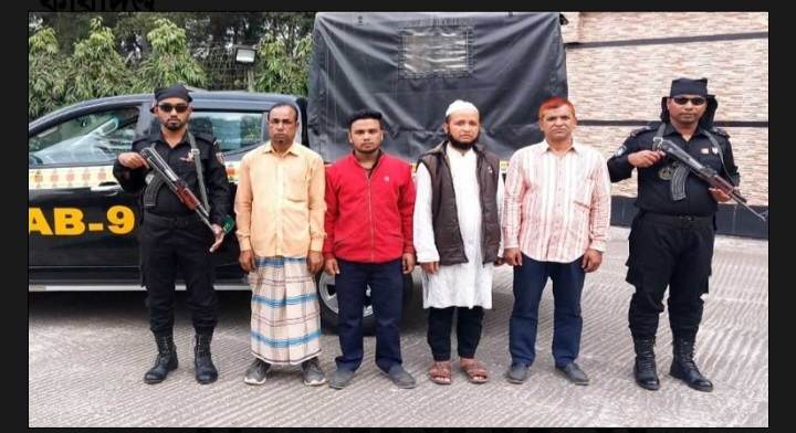 সিলেট পাসপোর্ট অফিসে অভিযানে ৪ দালালের কারাদ*ণ্ড