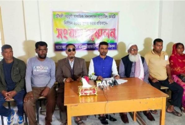 কুমারখালীতে নির্ধারিত সময়ে স্কুল ম্যানেজিং কমিটির নির্বাচন দাবি