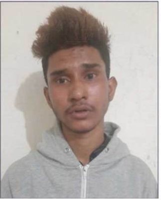 সিলেটের গোলাপগঞ্জে ইয়াবা সহ জাহিদ আহমদ নামে এক যুবক কে গ্রেফতার করেছে গোলাপগঞ্জ থানা পুলিশ। 