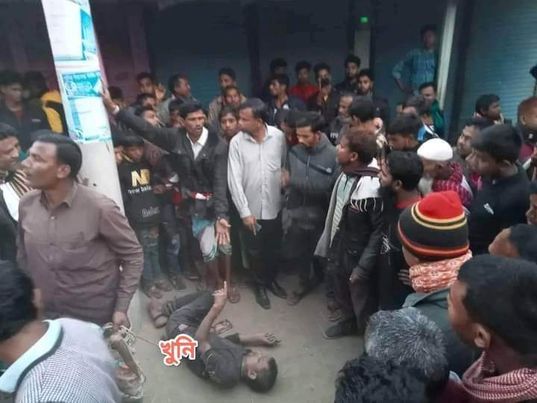 ঠাকুরগাঁওয়ে হরিপুরে পাগলের আঘাতে ধান ব্যবসয়ীর মৃত্যু। 