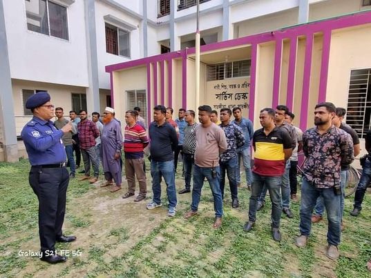সাতক্ষীরা থানায় মাদকের বিরুদ্ধে প্রয়োজন সামাজিক ও আইনি যুদ্ধ ঘোষণা