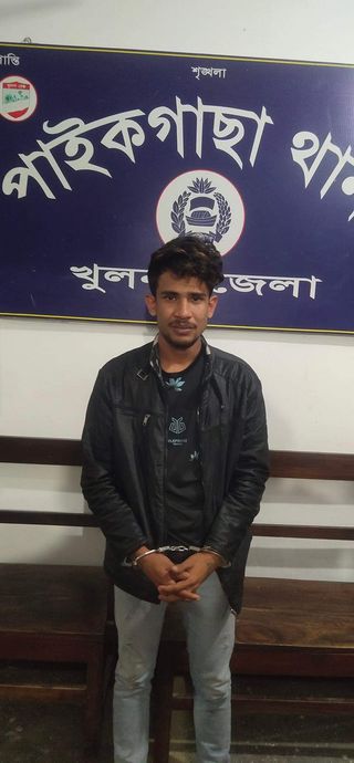 পাইকগাছায় ২০ পিচ ইয়াবাসহ যুবক আটক