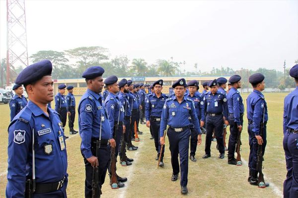 ভোলায় জেলা পুলিশের মাস্টার প্যারেড অনুষ্ঠিত 