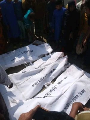 বগুড়ার শাজাহানপুরে সড়ক দূর্ঘটনায় নিহত ৪ জন! 
