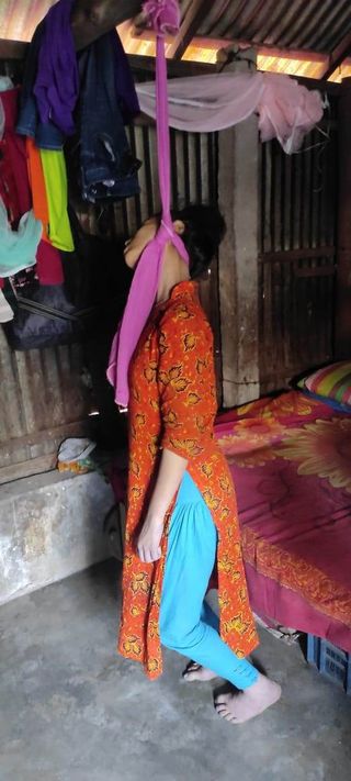 ভালুকায় কিশোরীর ঝুলন্ত লাশ উদ্ধার