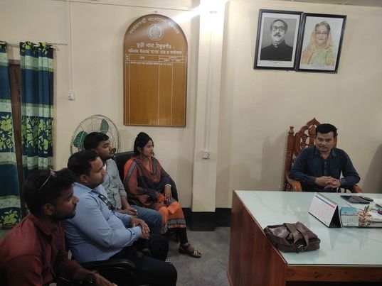 ঠাকুরগাঁওয়ে ভূল্লী থানায় সাংবাদিকদের সাথে মতবিনিময় করলেন ওসি এ কে এম আতিকুর রহমান