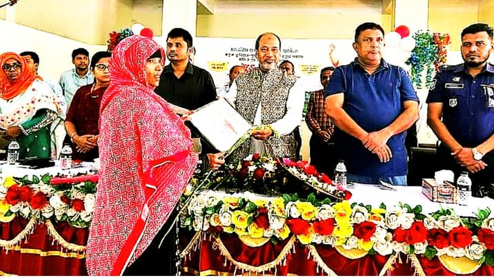 হবিগঞ্জ সদর উপজেলায় ২৯ ভূমিহীন পরিবারে জমি- ঘর প্রদান। 