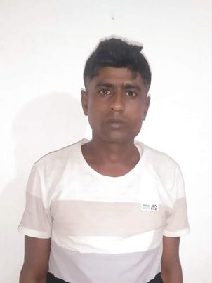 পাইকগাছায় ১ কেজি গাঁজা'সহ মাদক বিক্রেতা আটক 