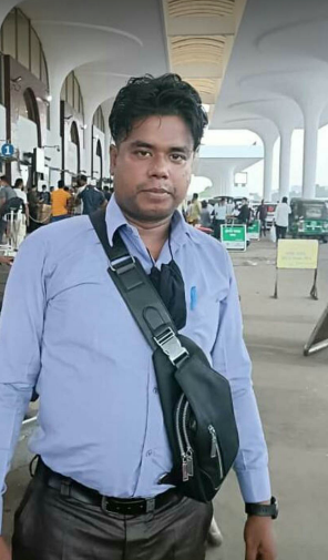 এক অদম্য সাহসী যুবকের সফলতার গল্প 