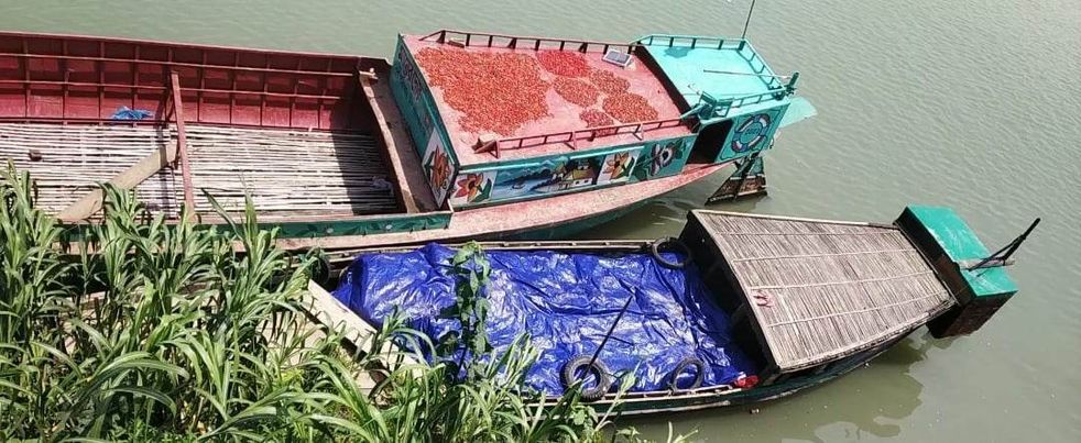 সুনামগঞ্জের নদী পথে ভারতীয় অবৈধ পন্য সামগ্রী 