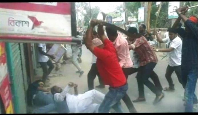 বাউফলে উপজেলা চেয়ারম্যানকে হামলার ঘটনায় গ্রেফতার ২ 