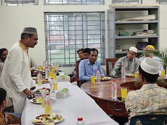 ভূল্লী প্রেসক্লাবের আয়োজনে ইফতার মাহফিল অনুষ্ঠিত