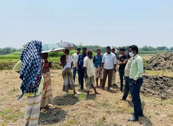 মহানন্দাগাছার সেই জমি অবশেষে মাটি খেকো দানবদের হাত থেকে রক্ষা পেলো