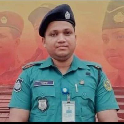 মানবিক পুলিশ কনস্টেবল শওকত হোসেনকে বরখাস্ত করার আদেশ নিয়ে বিভ্রান্তি না ছড়ানোর অনুরোধ সিএমপির। 