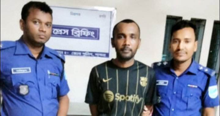 গাজীপুরের কালীগঞ্জে শফিকুল (৪০) নামের মৃত্যুদণ্ডপ্রাপ্ত এক আসামিকে গ্রেফতার করেছে পুলিশ। 