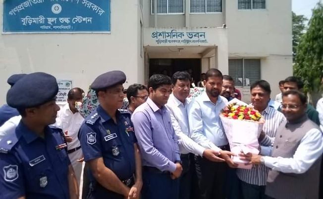 বুড়িমারী স্থলবন্দর পরিদর্শনে ভারতীয় সহকারী হাই কমিশনার 