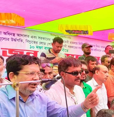 আন্দোলনে বাংলাদেশ আবার বিজয়ী হবে ইনশাল্লাহ। 