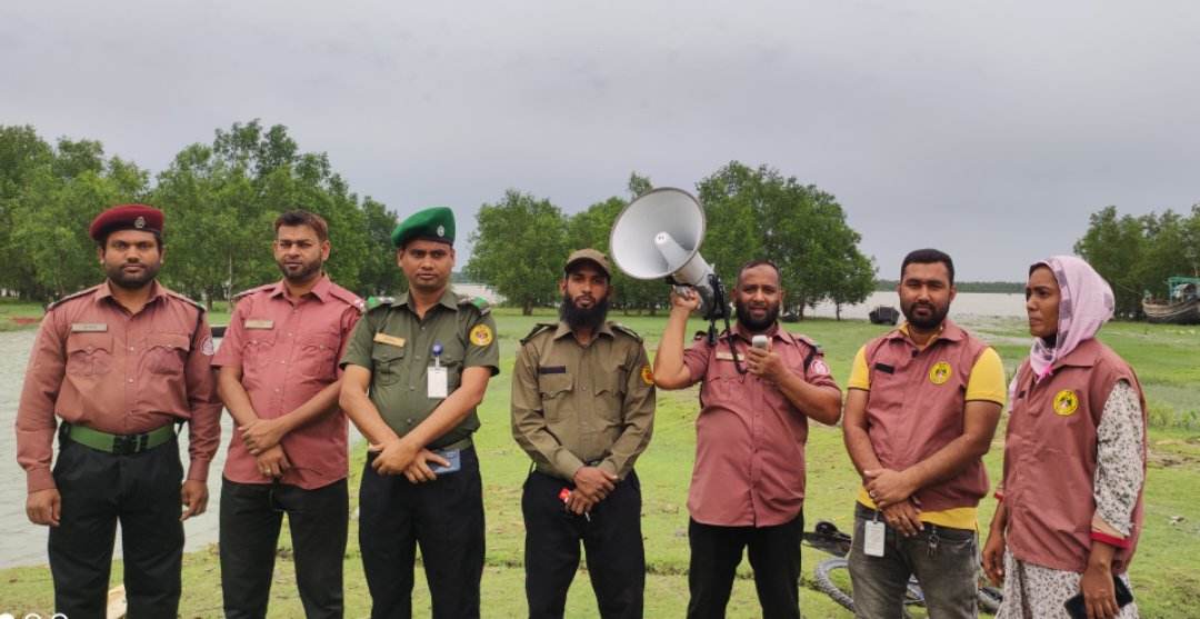 পাথরঘাটায় ঘূর্ণিঝড় মোখা সচেতনতায় আনসার ও ভিডিপি'র ব্যাপক প্রচার-প্রচারণা 