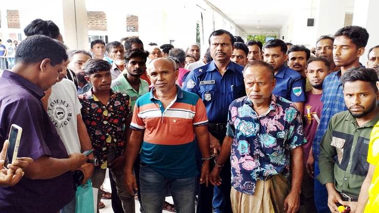 চুয়াডাঙ্গায় বালুবোঝায় ট্রাকের চাকায় পিষ্ট হয়ে চতুর্থ শ্রেণীর এক স্কুলছাত্রর  মৃত্যু হয়েছে 