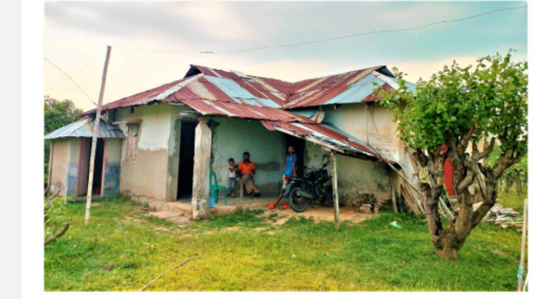 খাগড়াছড়ির দীঘিনালায় সরকারি কোটি টাকার জমি ও পাঁকা ঘর দখল করে ব্যক্তিগত বাগান বাড়ি তৈরির অভিযোগ 