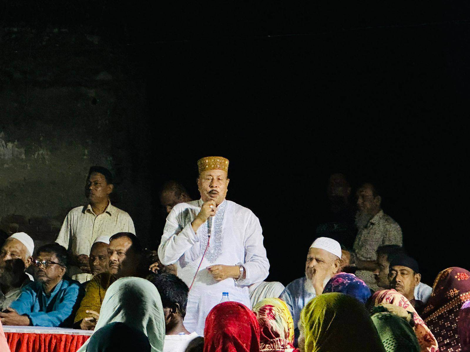 নওগাঁয় পৌর আওয়ামী লীগের মতবিনিময় সভা অনুষ্ঠিত 