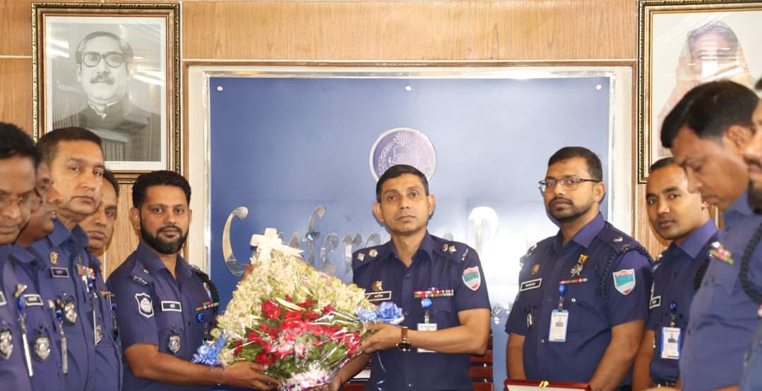মেহেরপুরের অতিরিক্ত পুলিশ সুপার (প্রশাসন ও অর্থ) মোঃ জামিরুল ইসলাম কে বদলিজনিত বিদায় সংবর্ধনা প্রদান।