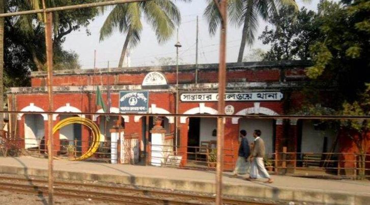 বগুড়ায় ট্রেন থেকে পরে এক যাত্রীর মৃত্যু
