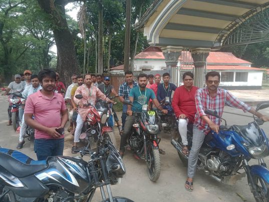 ধর্মপাশা উপজেলা, ৩ নংপাইকরাটি ইউনিয়নে, আওয়ামী যুবলীগের আহ্বায়ক কমিটি গঠন । নবনির্বাচিত আহ্বায়ক সোহরাফ আহমেদ