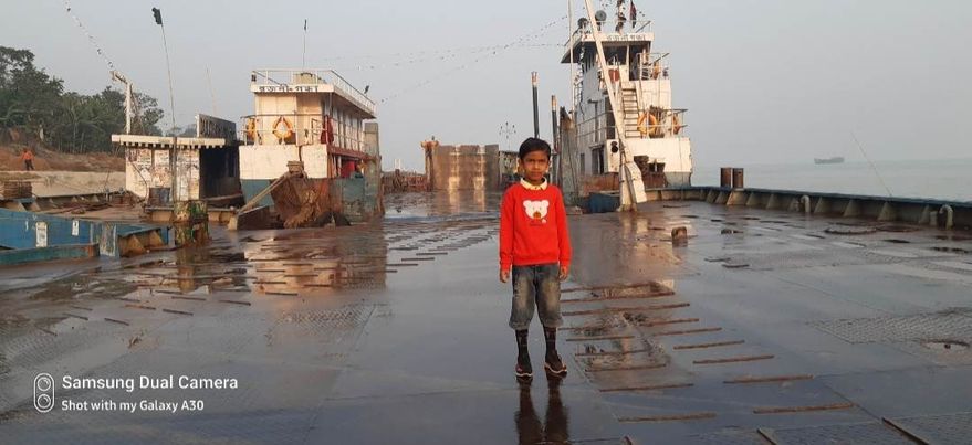 'দৌলতদিয়া ফেরিঘাটের বর্তমান হালচাল'