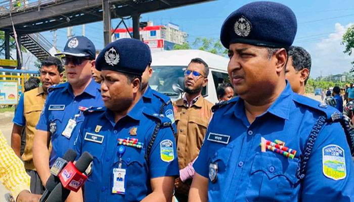 ঢাকা-ময়মনসিংহ মহাসড়কে যান চলাচল নির্বিঘ্ন রাখতে প্রস্তুত পুলিশ- এসপি 