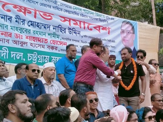 ঢাকার কেরানীগঞ্জ জেল খানা থেকে দীর্ঘ ২৯ দিন পর মুক্তি লাভ করেন