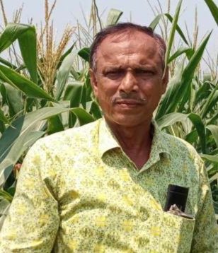 কৃষক কৃষাণীদের বন্ধু, উপসহকারী কৃষি কর্মকর্তা সরদার আব্দুল মান্নান। 
