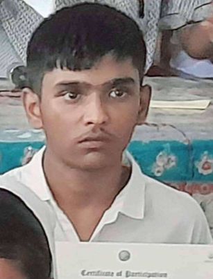 পরীক্ষার ফি দিতে না পারায় শিক্ষকের বকাঝকা: বিদ্যালয়ে বিষপানে শিক্ষার্থীর মৃত্যু 