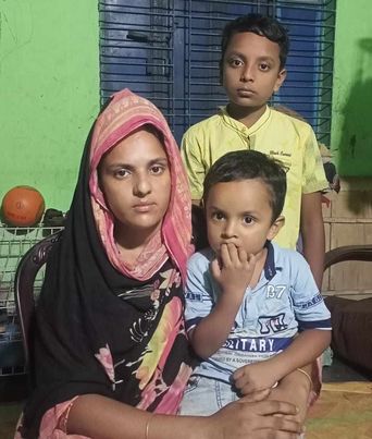 গোপালগঞ্জের উলপুরে জুয়ারী দেবরের মিথ্যা মামলার শিকার বিধবা শিল্পি বেগম