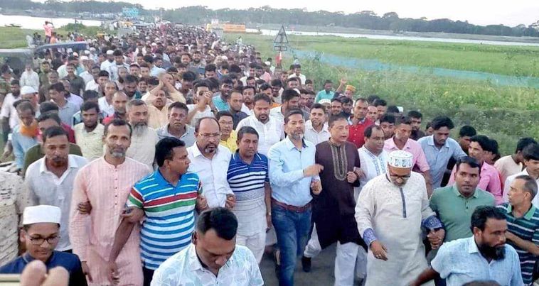 গলাচিপা উপজেলা নৌকা প্রতীকে মনোনয়নের দাবিতে কেন্দ্রীয় যুবলীগ নেতার শোডাউন
