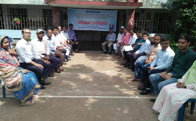 বিসিএস সাধারণ শিক্ষা সমিতি সাপাহার সরকারি কলেজ ইউনিট'র সর্বাত্মক কর্মবিরতি পালন 