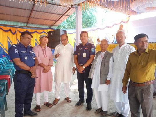 আজ ১৪/১০/২০২৩ রোজ শনিবার পঞ্চগড় জেলা বোদা উপজেলা বড় শশী ইউনিয়ন বদ্দেশ্বরী মন্দির আজ সারাদিন বেপি উদযাপন হলো মহালয়া পূজা। 