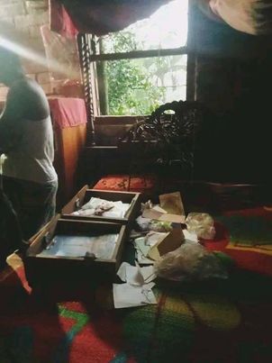  নবাবগঞ্জে চোরের আতঙ্কে গ্রামবাসি এক রাতেই ২,৮০,০০০ টাকা চুরি 