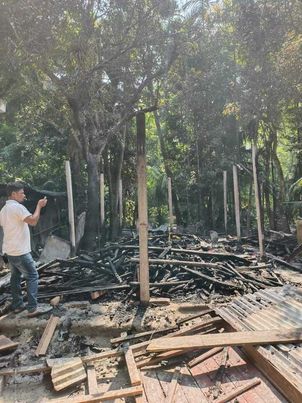 সেনবাগে গ্যাস সিলিন্ডার বিস্ফোরণে ২ ঘর পুড়ে ছাই---