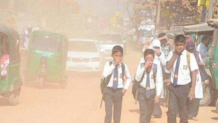 বায়ুদূষণে আজও শীর্ষে ঢাকা 